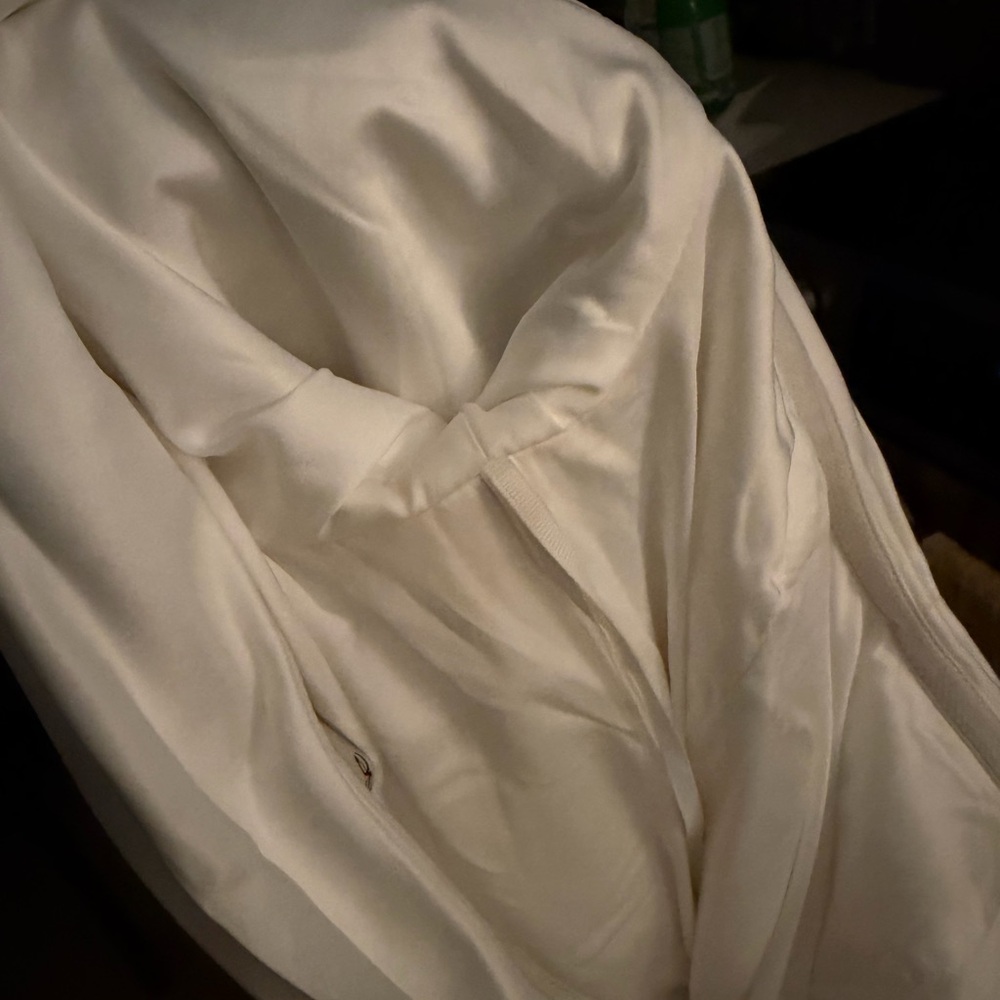 Odd Muse Bow Mini Dress in White - Picture 10 of 11